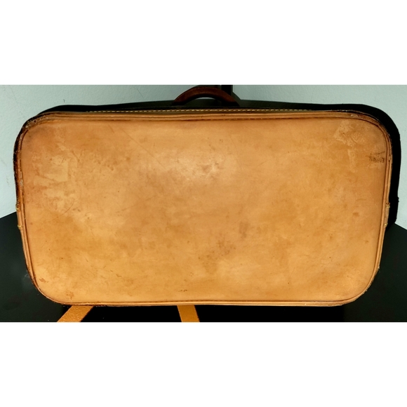 Authentic Louis Vuitton Alma PM Monogram PM Travel Handbag - Ivy - Picture 5 of 9